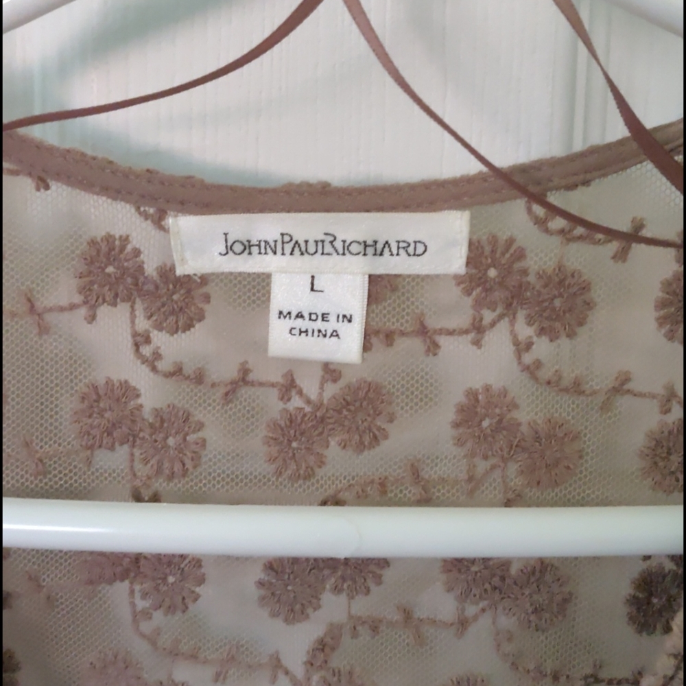 JohnPaulRichard cotton & lace blouse - Picture 2 of 5
